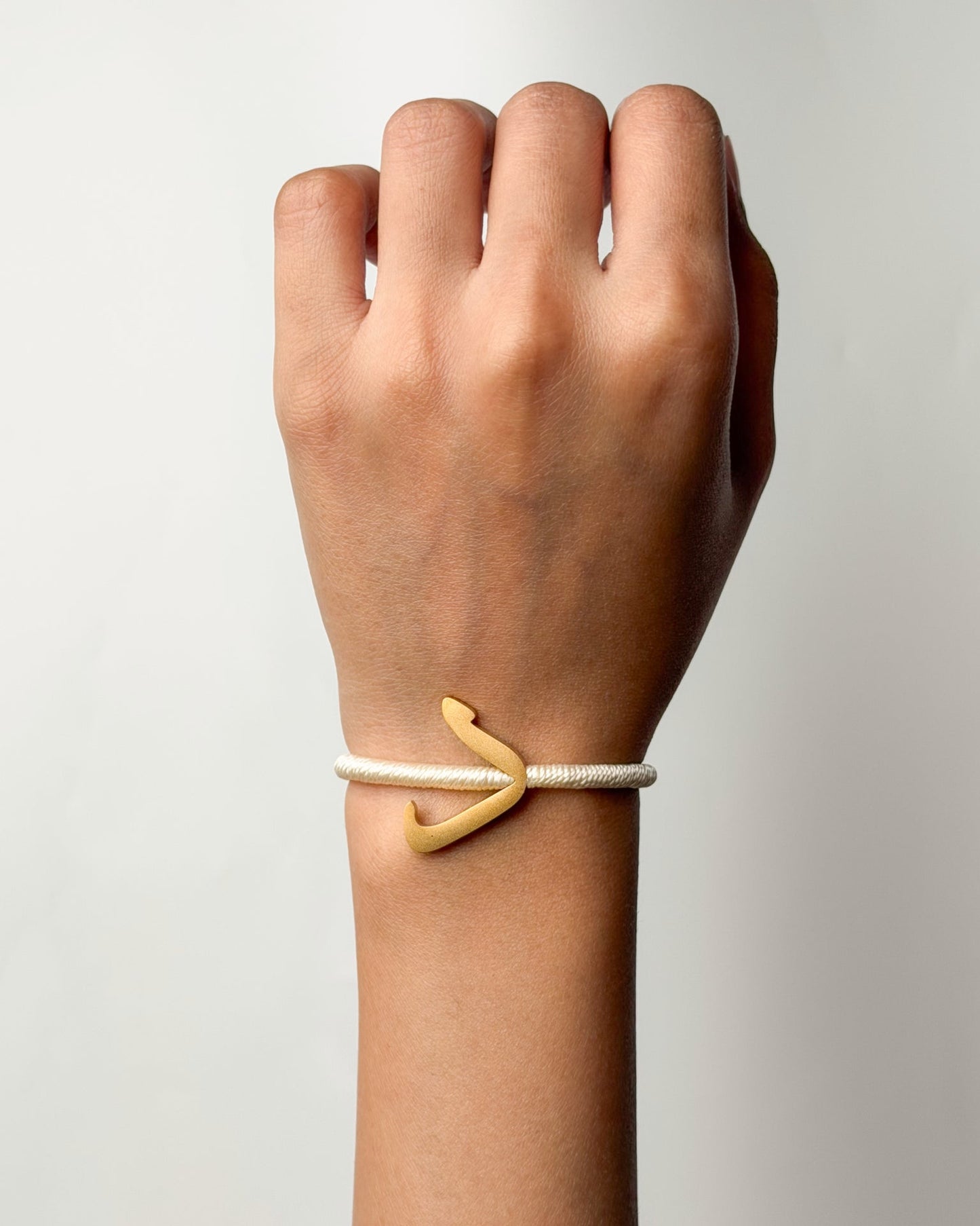 String Letter Bracelet د