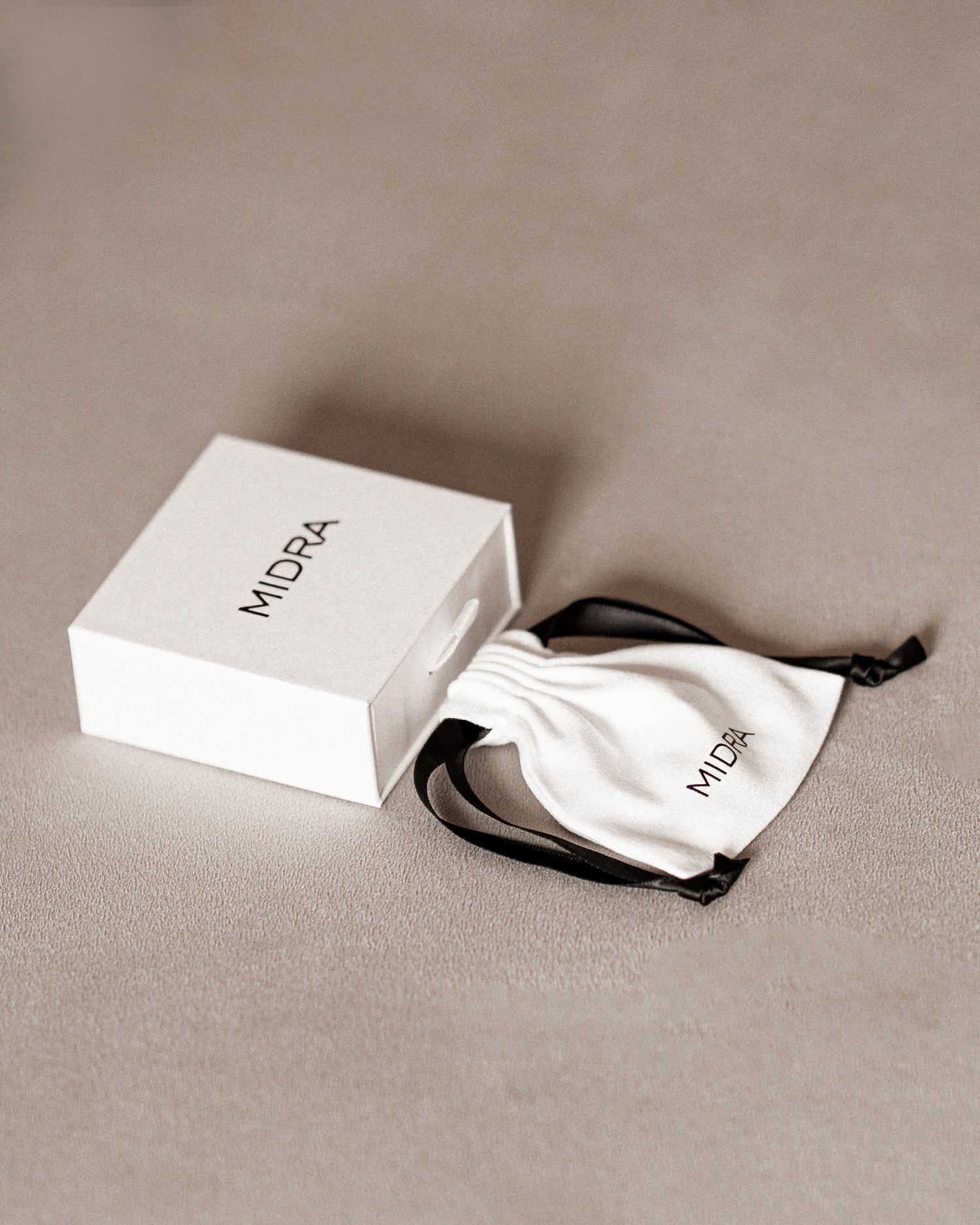 Initial Necklace (Silver) ث